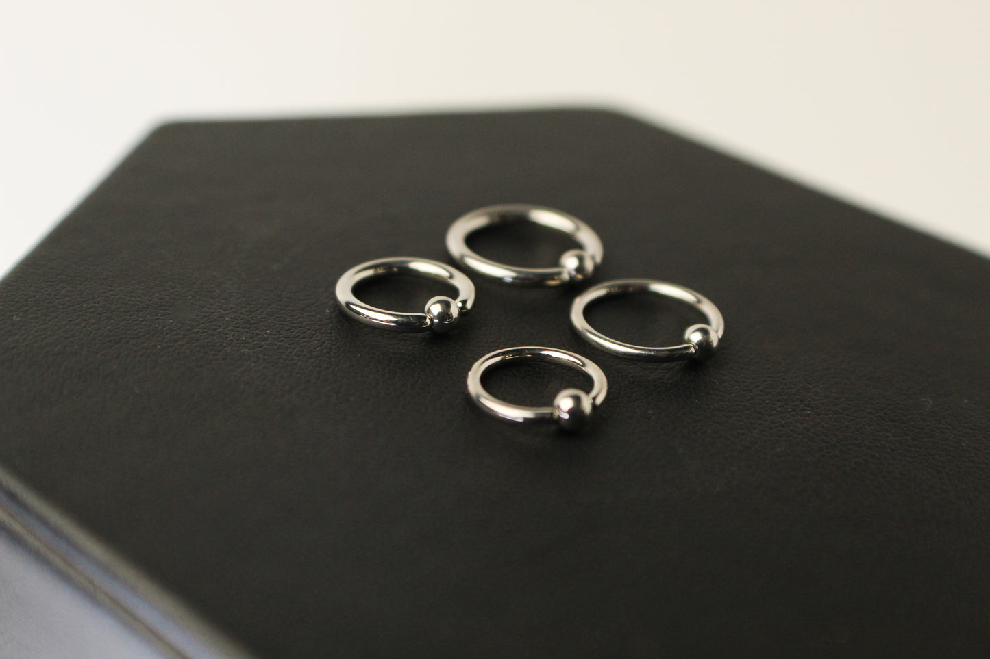 Implant Grade Titanium Captive Bead Rings