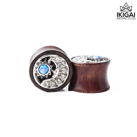 9/16" (14mm) - "Moon light" wooden double flare plugs